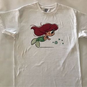 Little Mermaid T-shirt large
